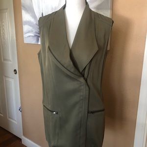 Paper crane, size L, Olive green tunic